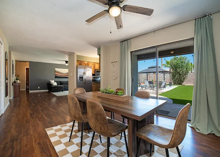 River Fun Awaits Pool, Putting Green, Arcade And More, Sleeps 8 Ferienhaus Yuma